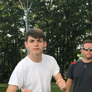 Meet your Posher, Ethan